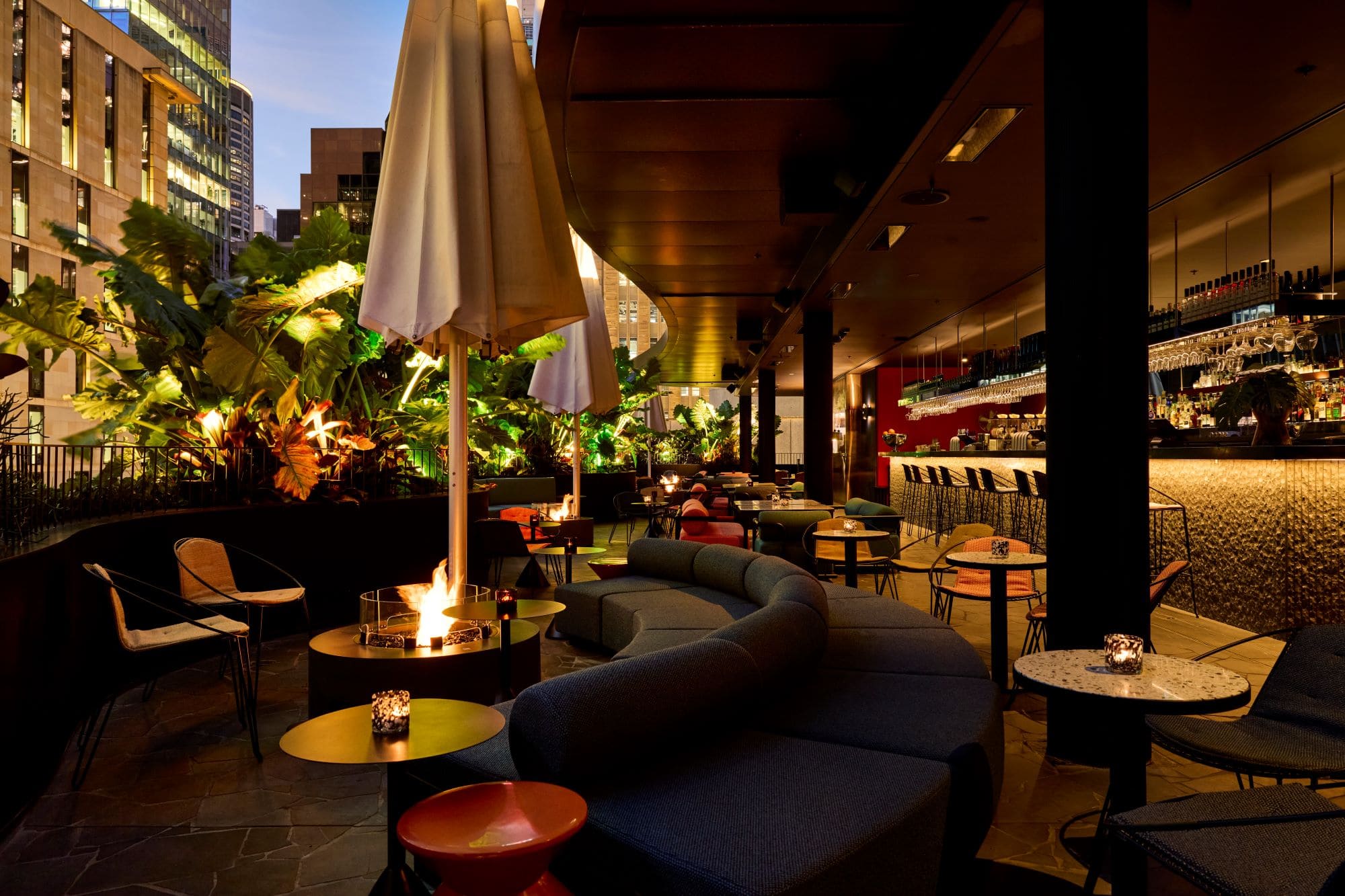 Panorama_Bar_390 (2) - Lara Jones